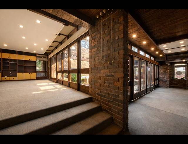 3 BEDROOM HOUSE FOR SALE IN MUCKLENEUK